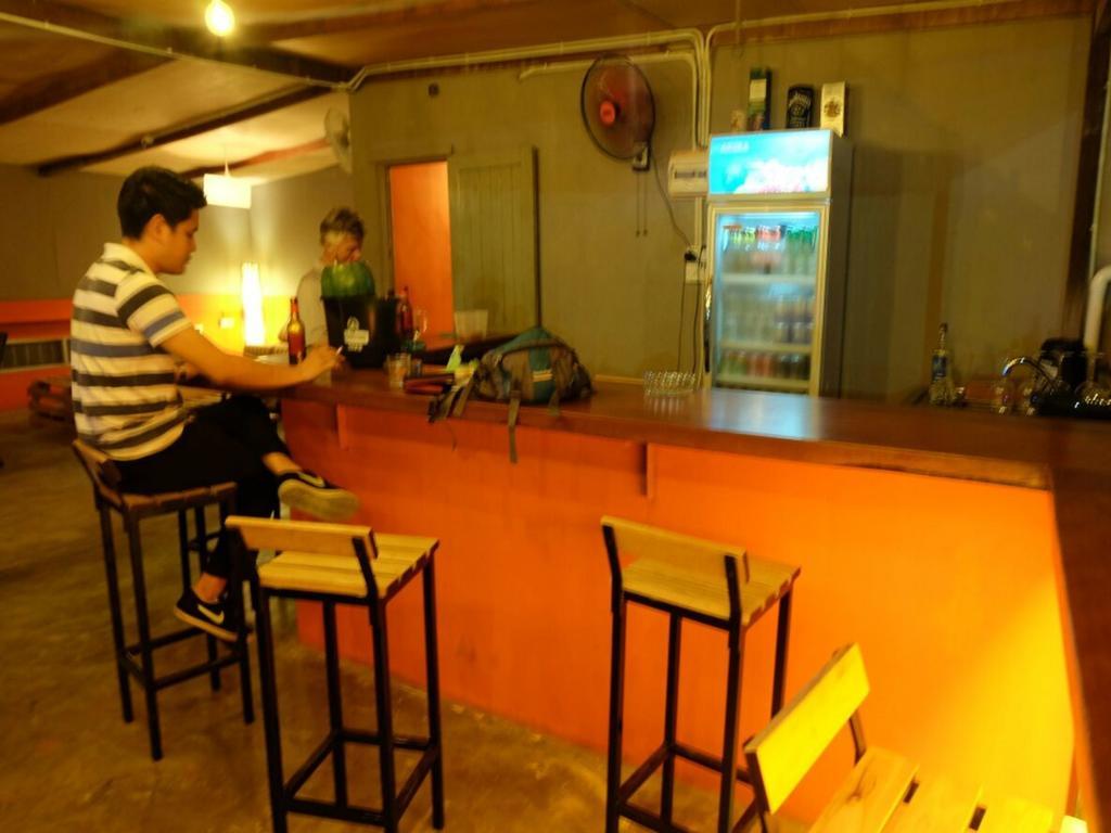 Gibbon Guesthouse Kuching Eksteriør bilde